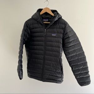 Patagonia Hooded Puff Sweater Jacket M